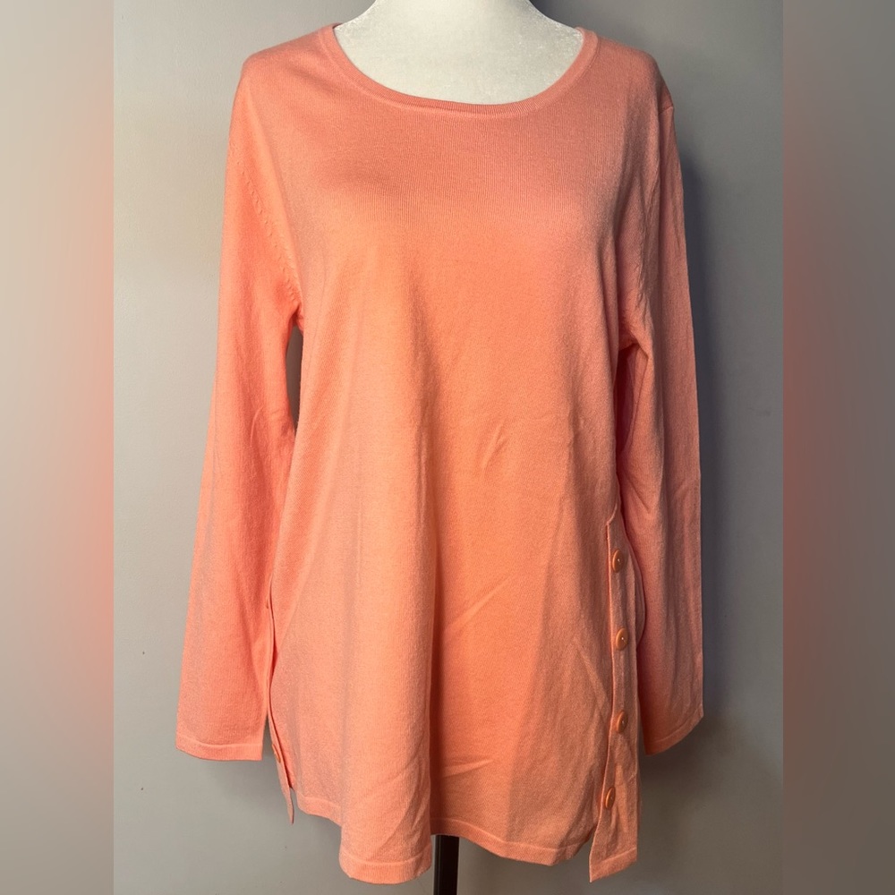 NWT Venetian Sweater in Peach w/ Large Buttons !!